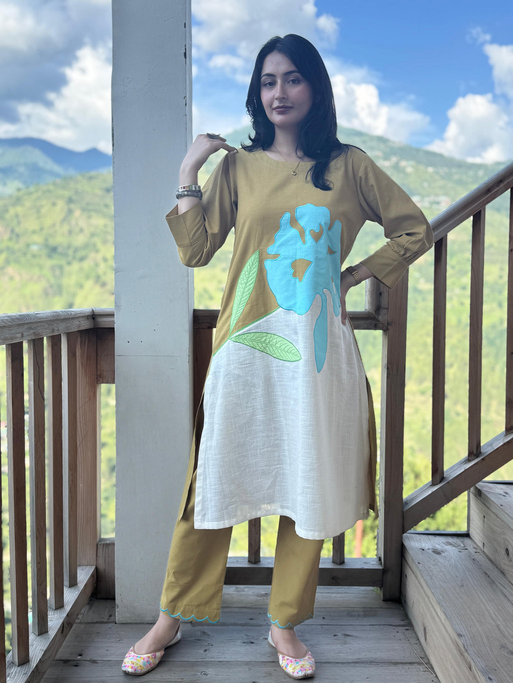 Handcrafted Floral Appliqué Set