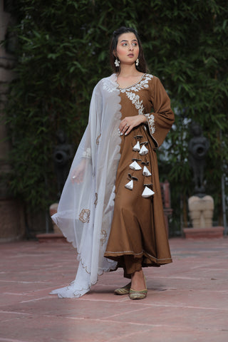 Myra Anarkali Resham suit set